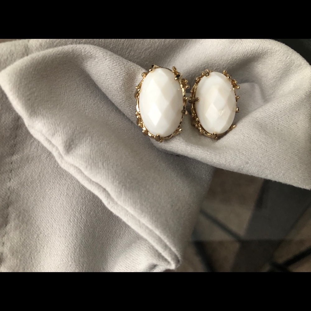 Kendra Scott Luxe Nest earrings